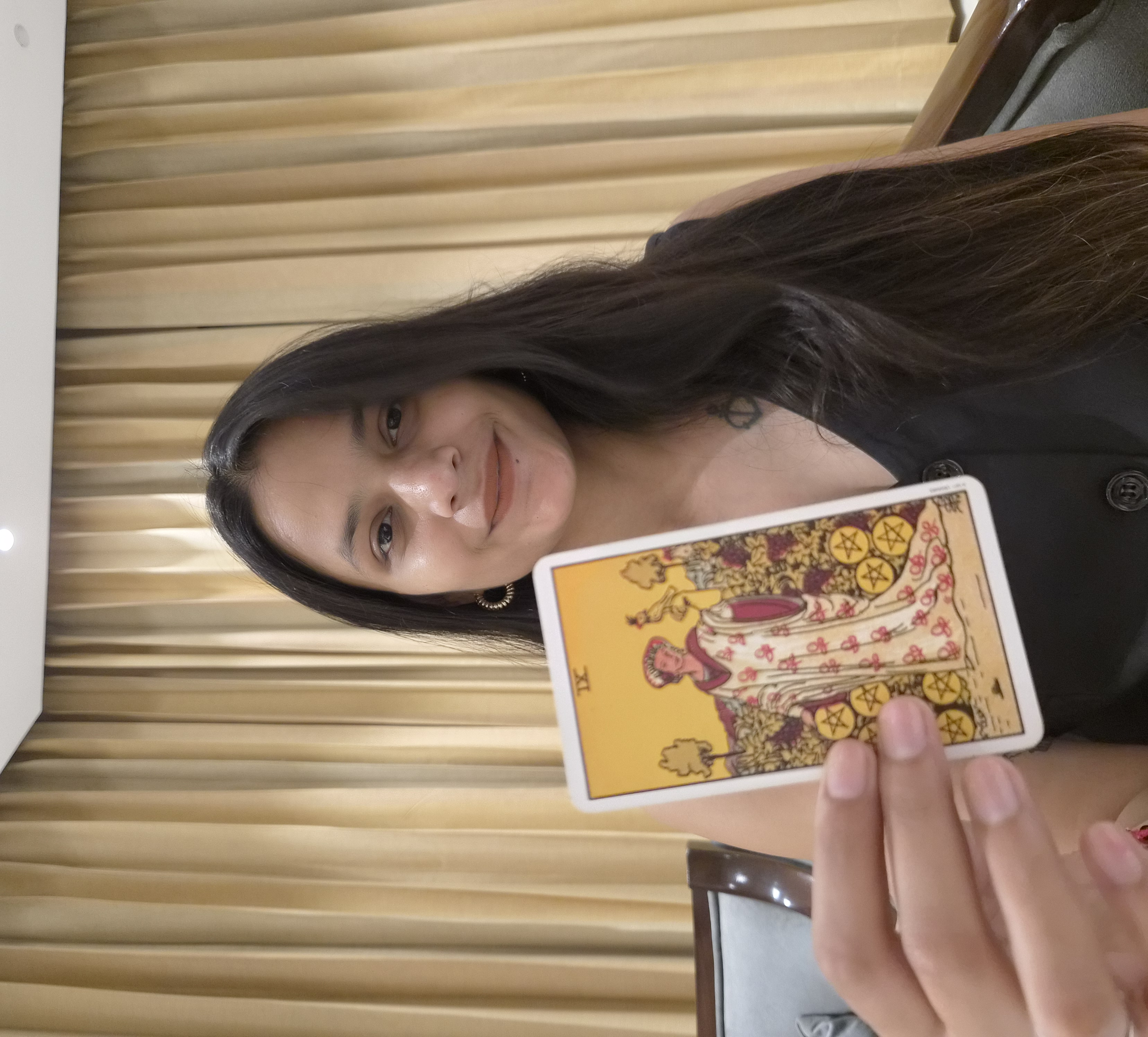 Muskaan &mdash; Intuitive Tarot Reader